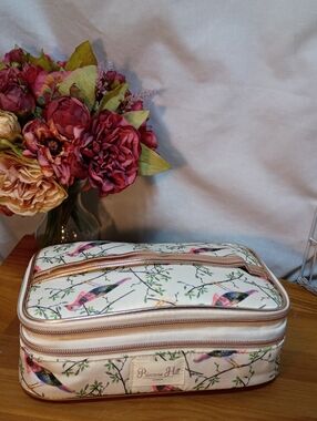 Zippered Toiletry/ Cosmetic Bag in Cream Bird Kiss Pattern With Gold Accents